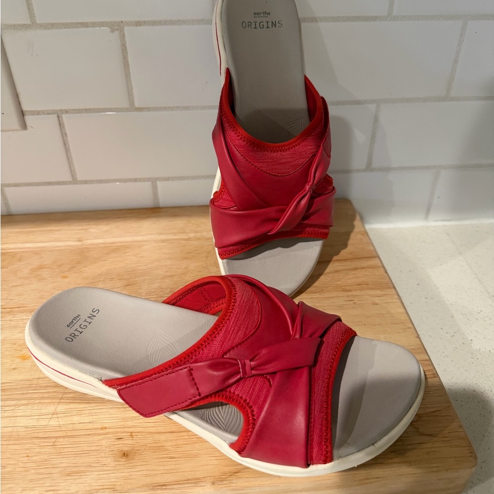 Earth Origins Red Shyla Sport Slide Sandals‎ Size 10